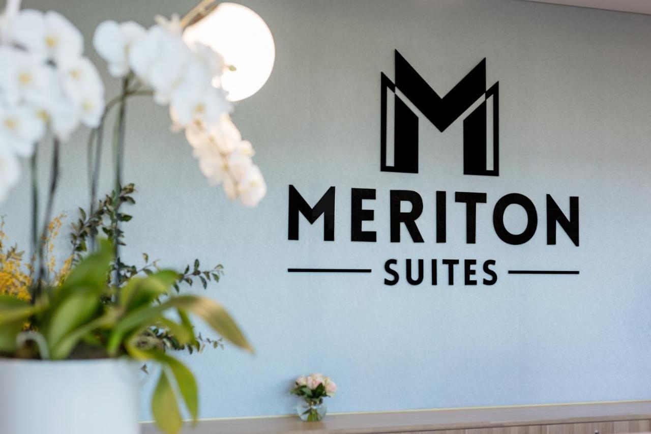 Meriton Suites Coward Street, Mascot Sydney Exteriér fotografie Meriton Suites